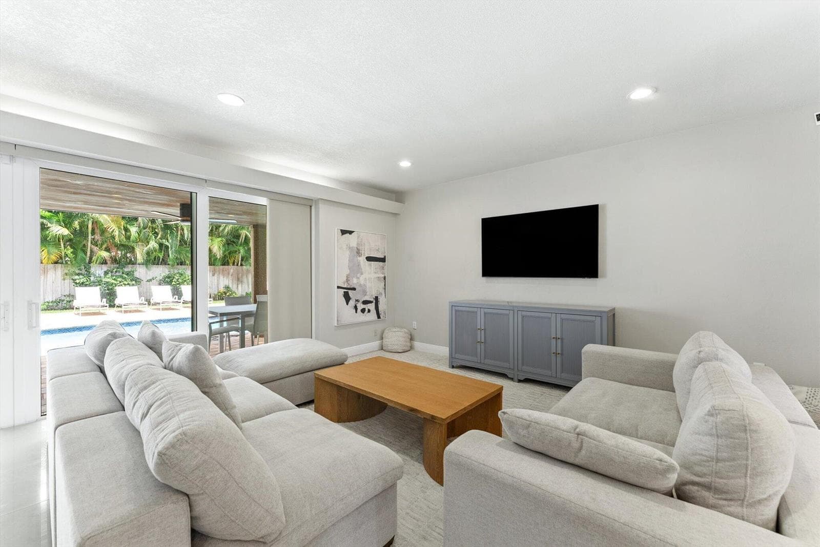 1051 NW 3rd Street, Boca Raton, FL 33486 photo 4