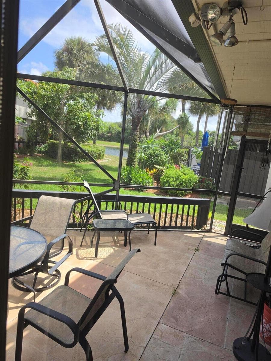 5726 FOX HOLLOW Drive # G, Boca Raton, FL 33486 photo 5