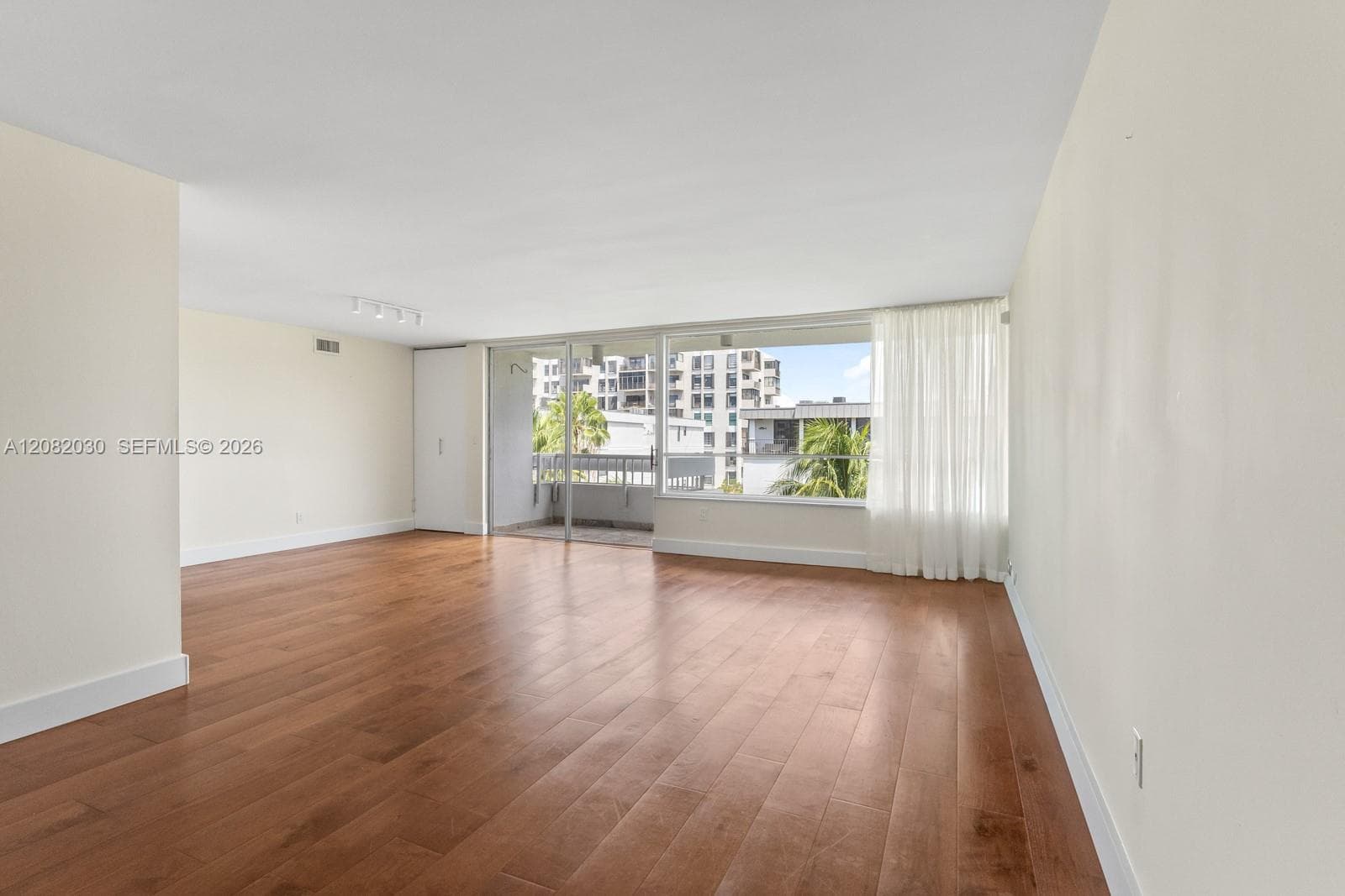 150 Sunrise Dr # 5A, Key Biscayne, FL 33149 photo 2