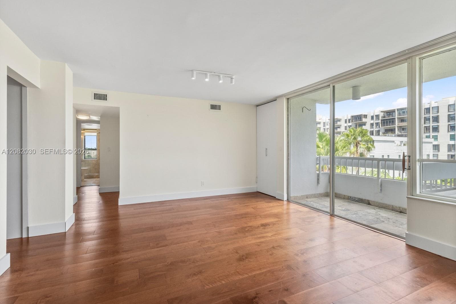 150 Sunrise Dr # 5A, Key Biscayne, FL 33149 photo 3