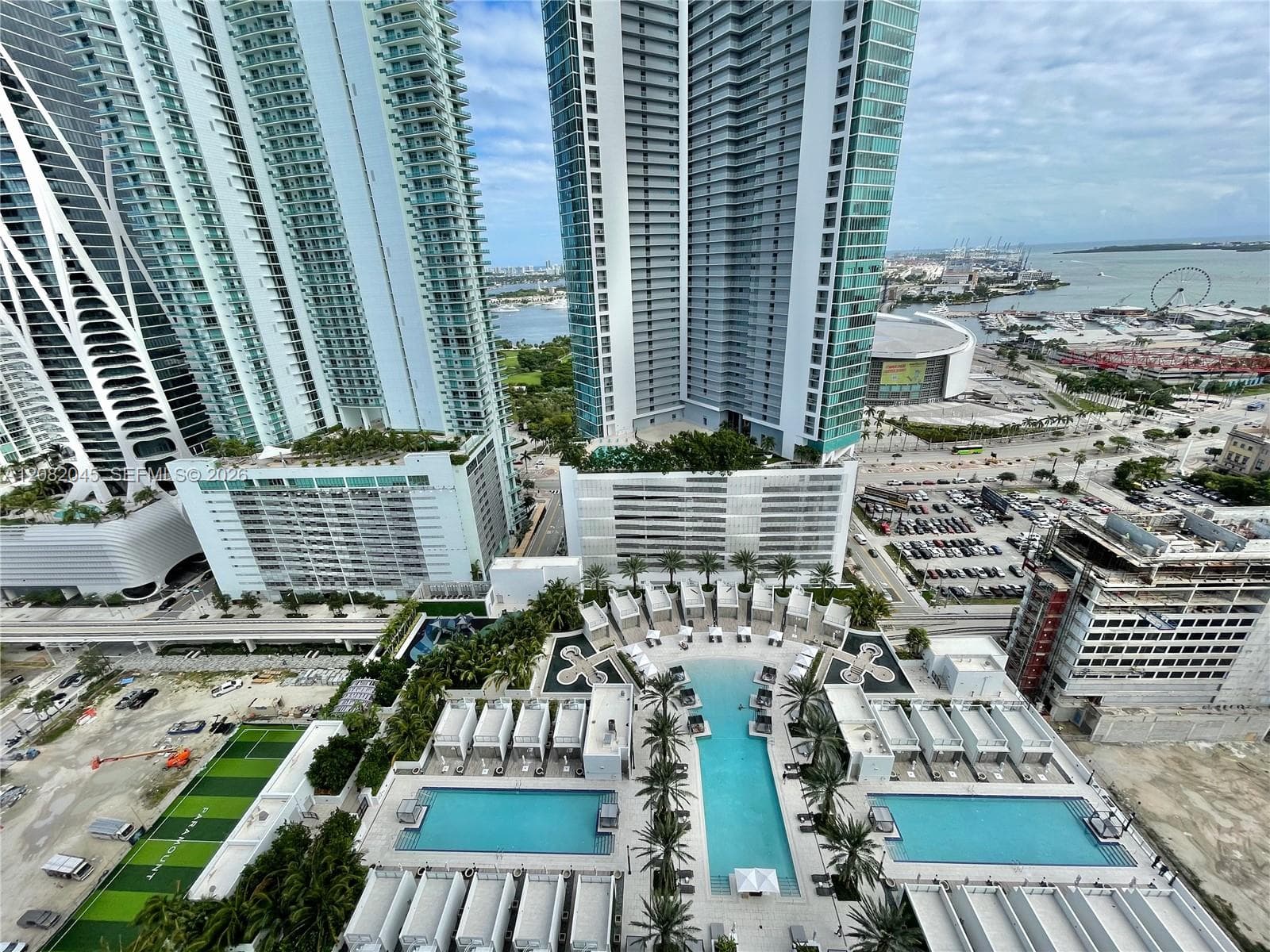 851 NE 1st Ave # 2605, Miami, FL 33132 photo 6