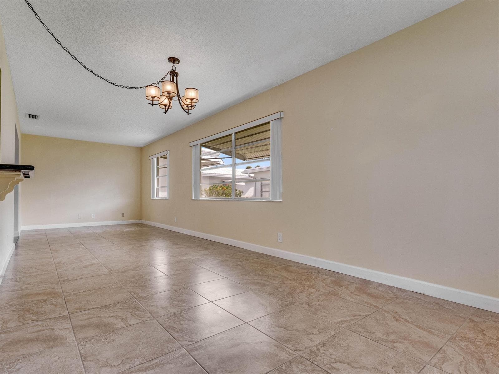 2016 SW Golf Lane SW, Boynton Beach, FL 33426 photo 11