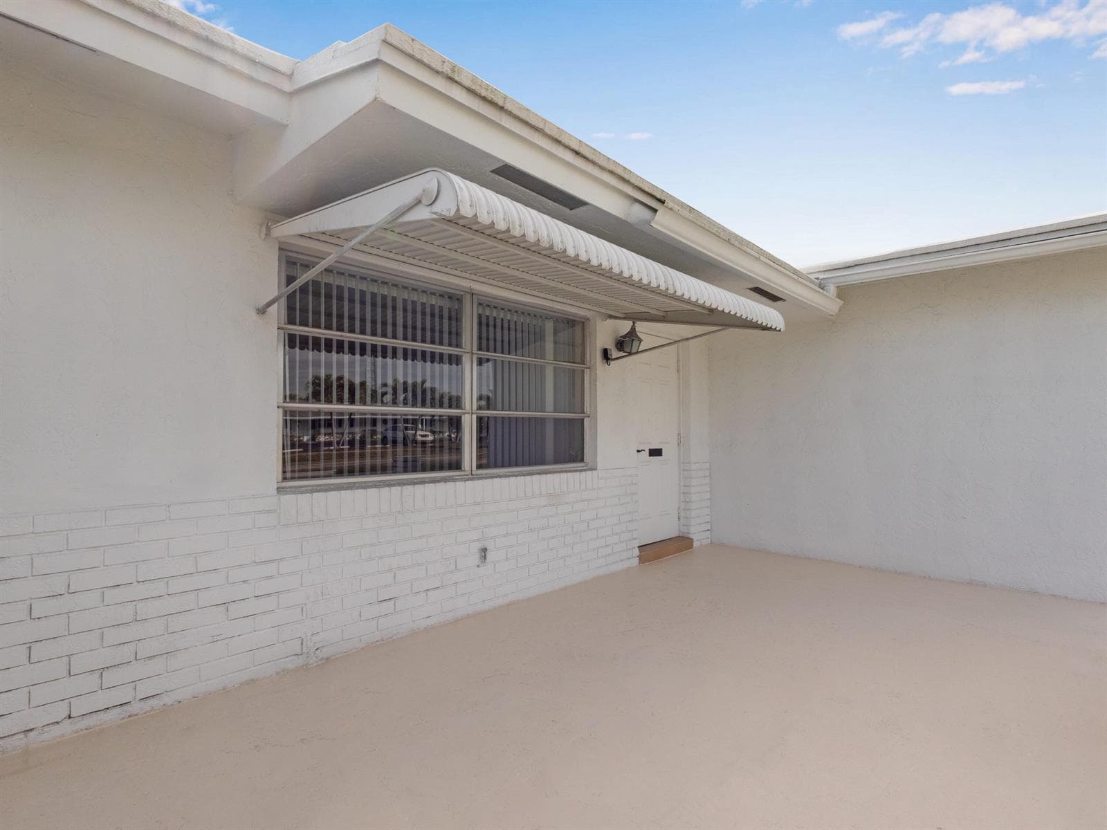 2016 SW Golf Lane SW, Boynton Beach, FL 33426 photo 8