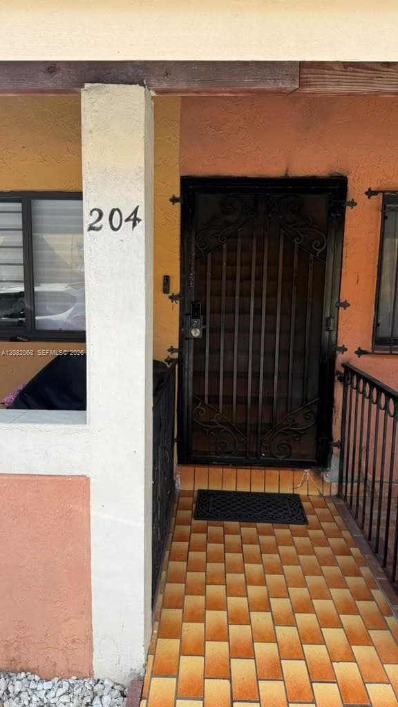 2770 W 61st Pl # 204, Hialeah, FL 33016 photo 2