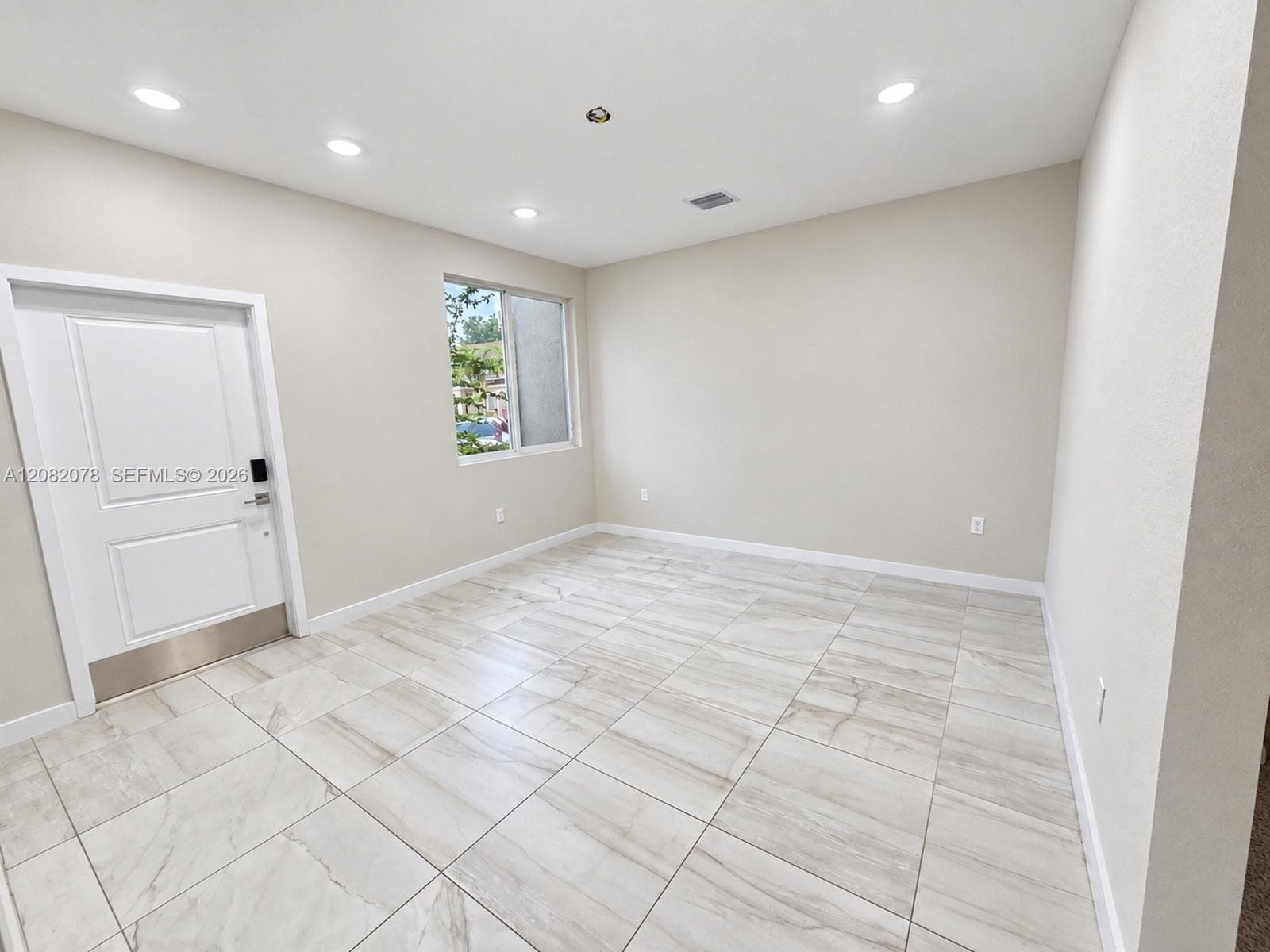 2419 SE 11th St, Homestead, FL 33035 photo 6