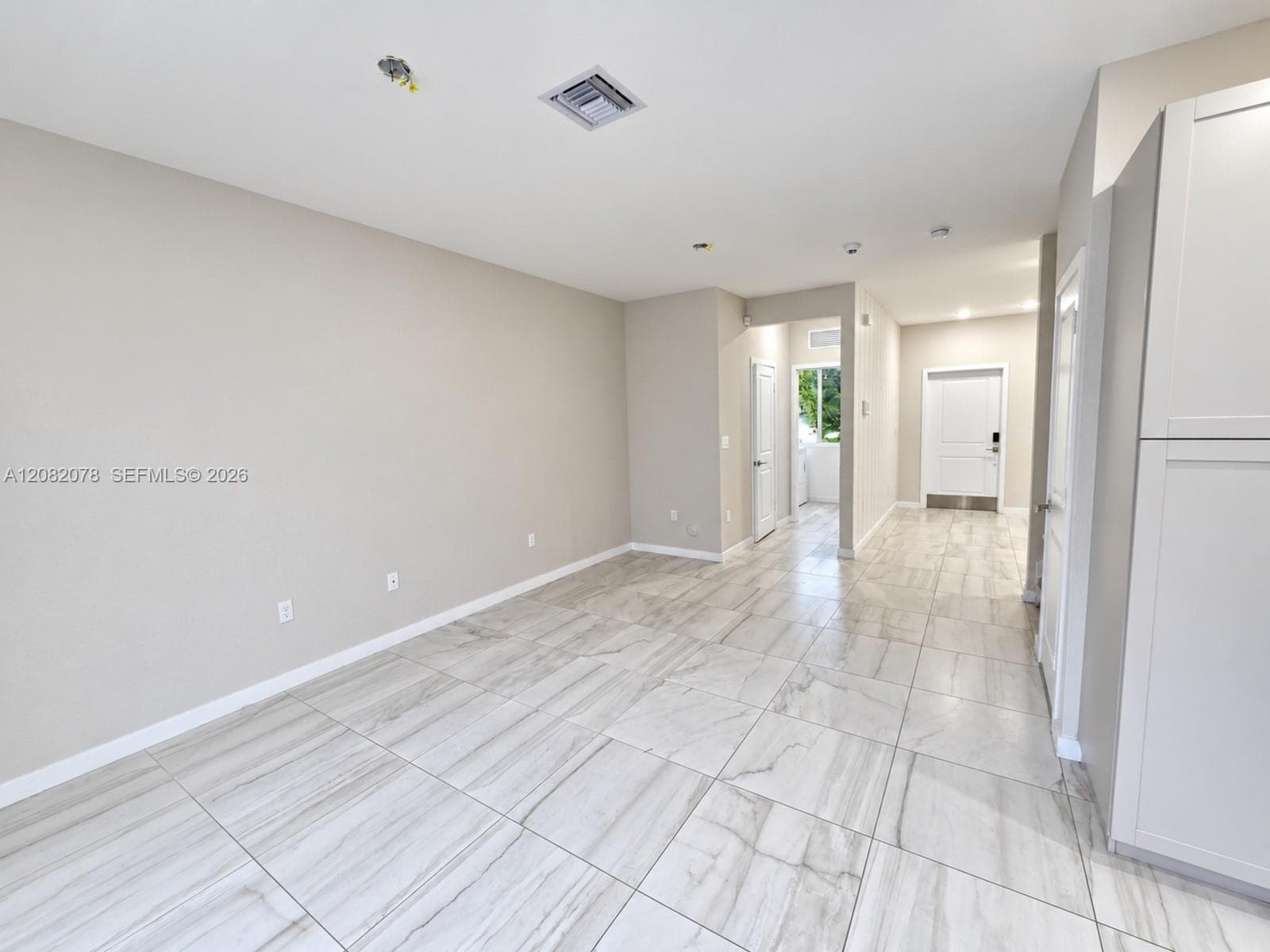 2419 SE 11th St, Homestead, FL 33035 photo 5