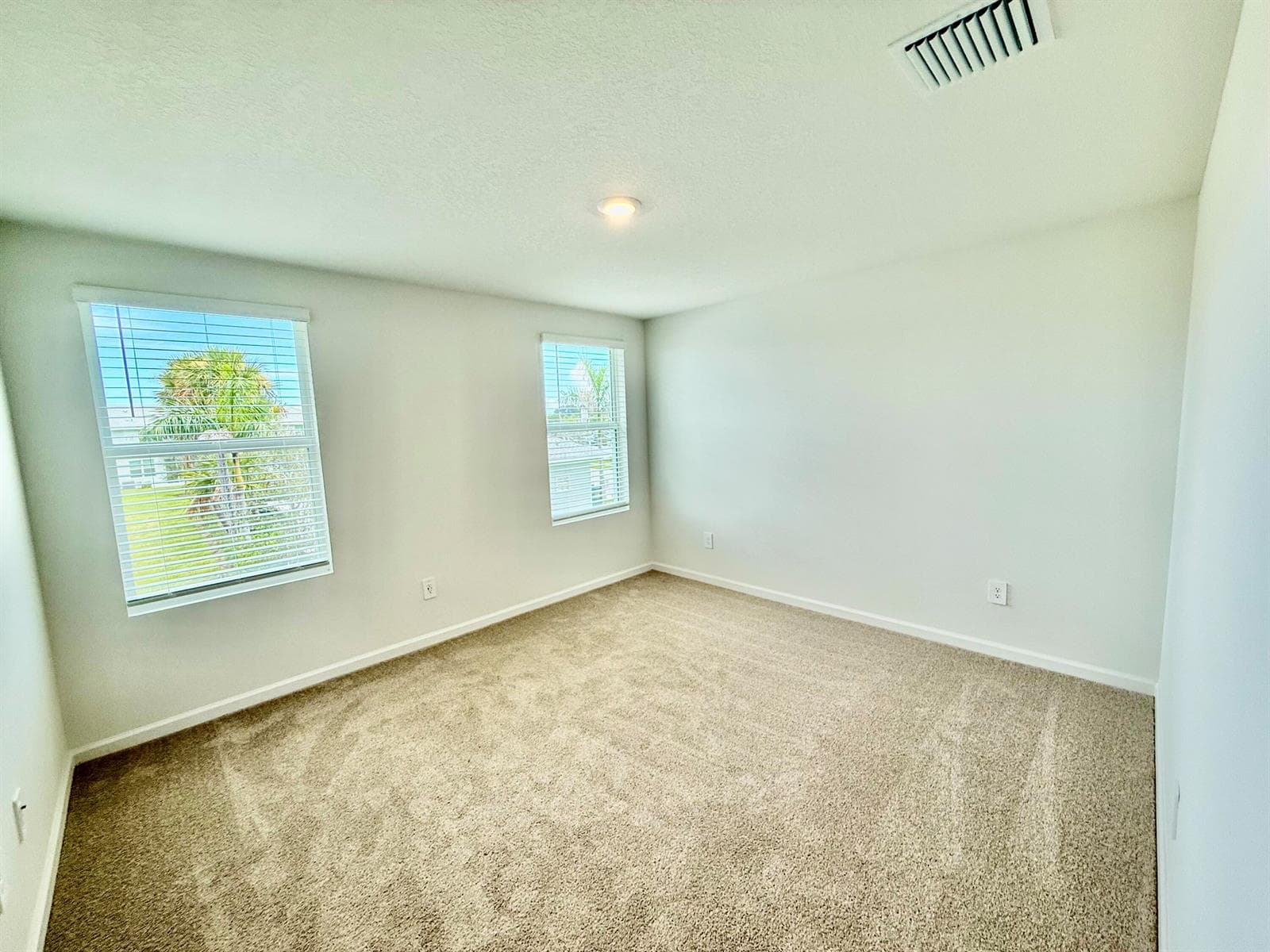 655 Salisbury Circle, Fort Pierce, FL 34982 photo 10