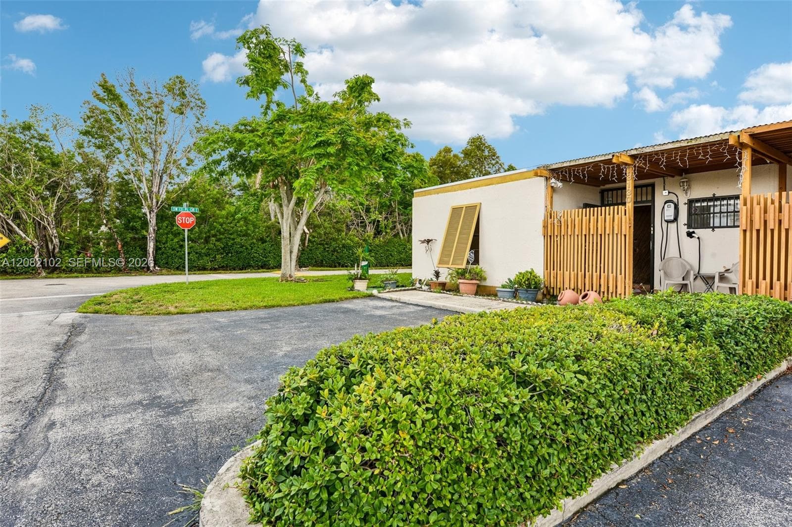 13130 SW 15th Ln, Miami, FL 33184 photo 2