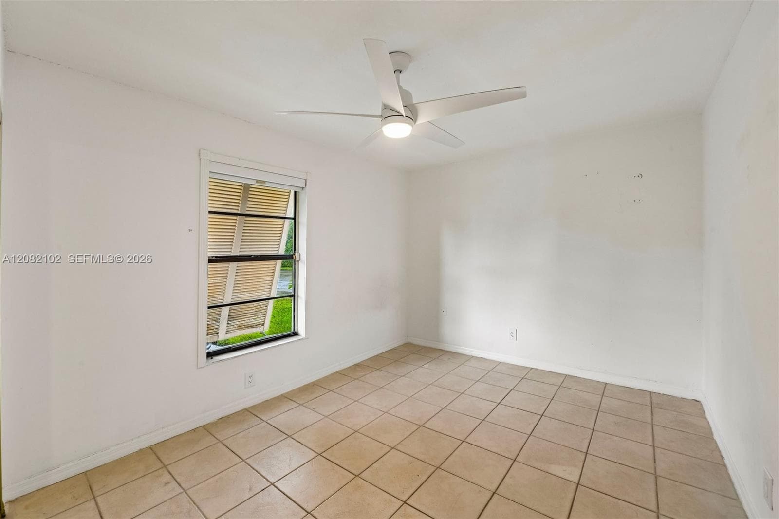 13130 SW 15th Ln, Miami, FL 33184 photo 12