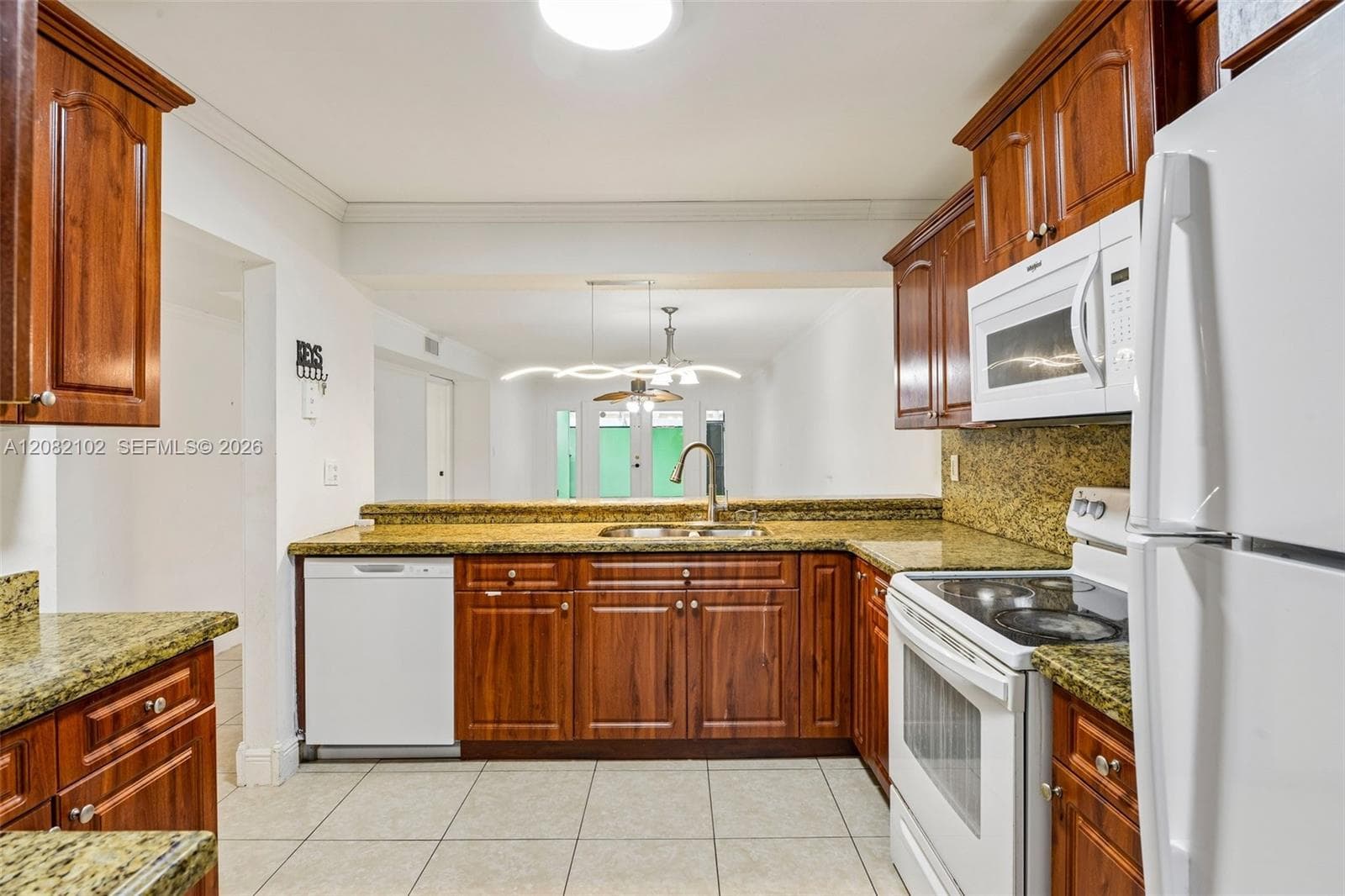 13130 SW 15th Ln, Miami, FL 33184 photo 9