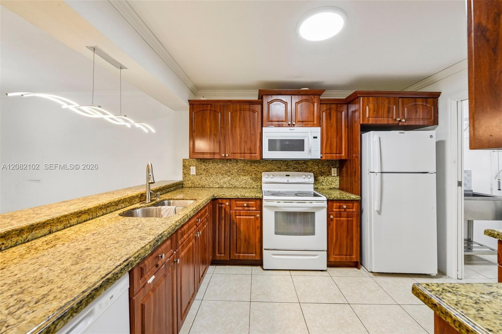 13130 SW 15th Ln, Miami, FL 33184 photo 8