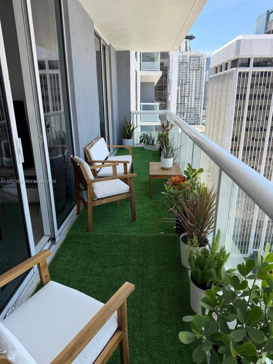 50 Biscayne Blvd # 3205, Miami, FL 33132 photo 2