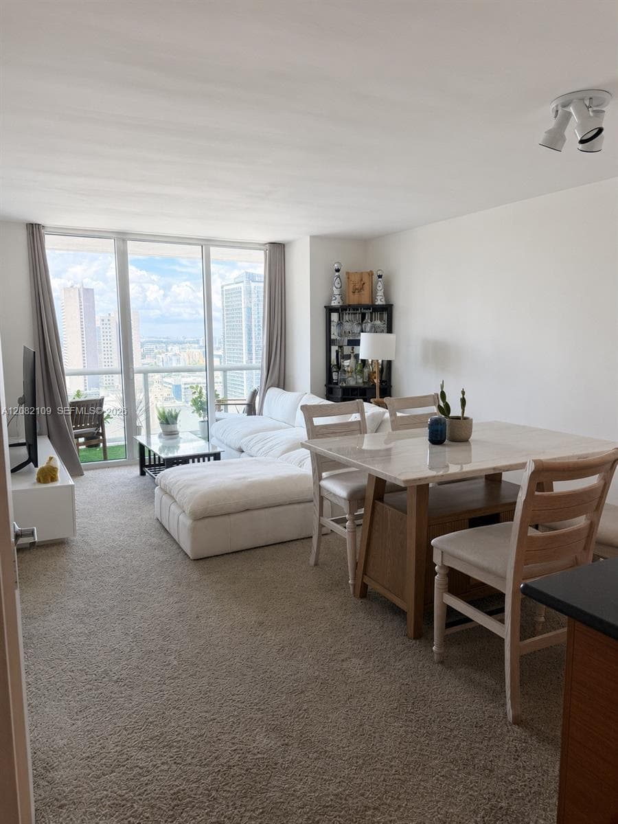 50 Biscayne Blvd # 3205, Miami, FL 33132 photo 3