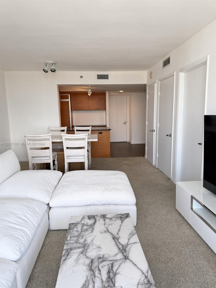 50 Biscayne Blvd # 3205, Miami, FL 33132 photo 4