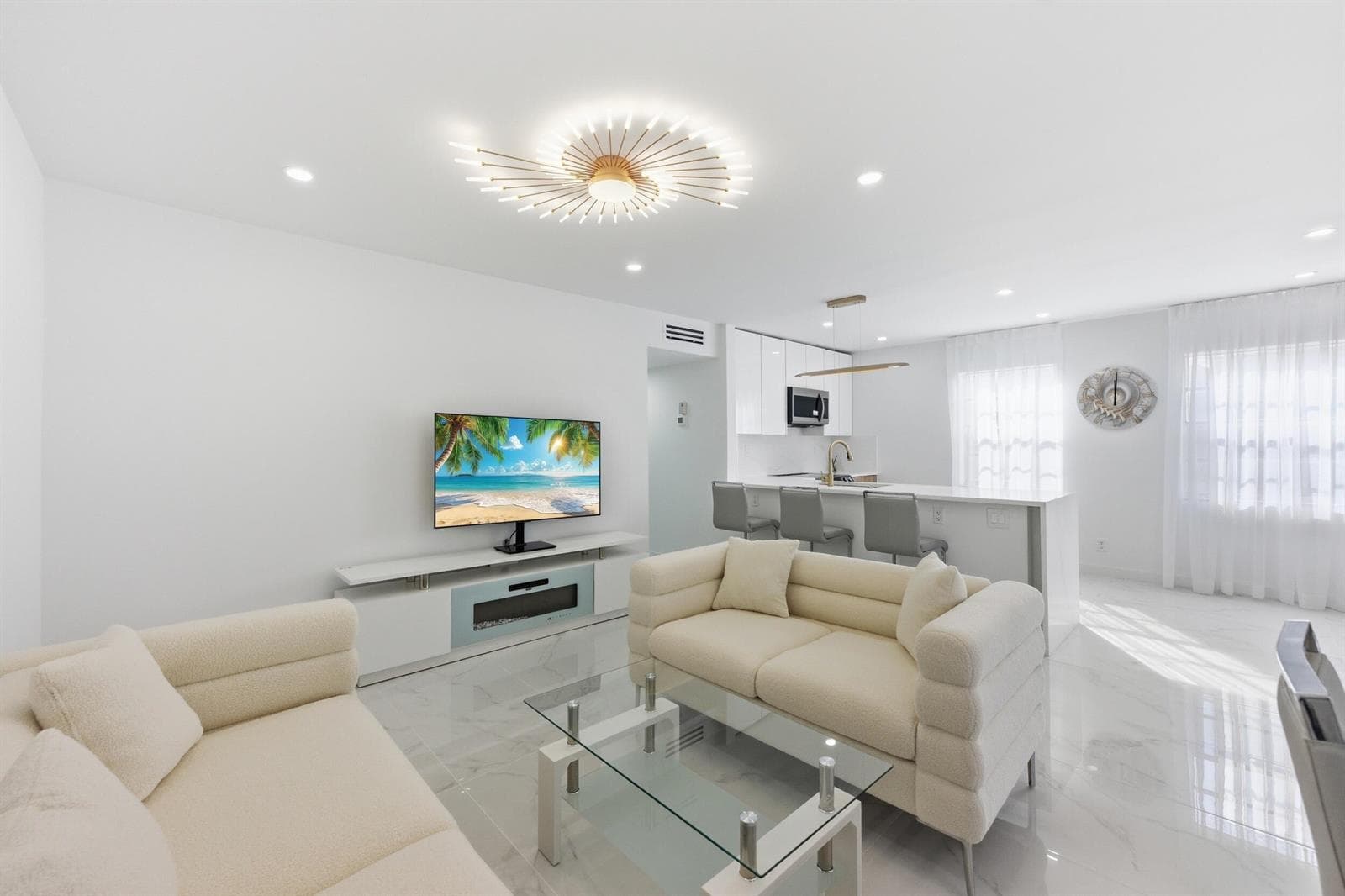 618 Normandy M, Delray Beach, FL 33484 photo 7
