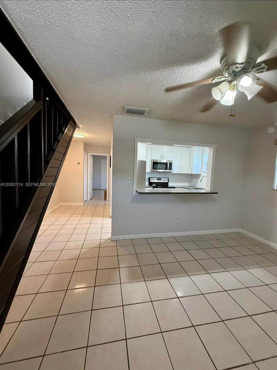 2433 SW 11th St, Miami, FL 33135 photo 3