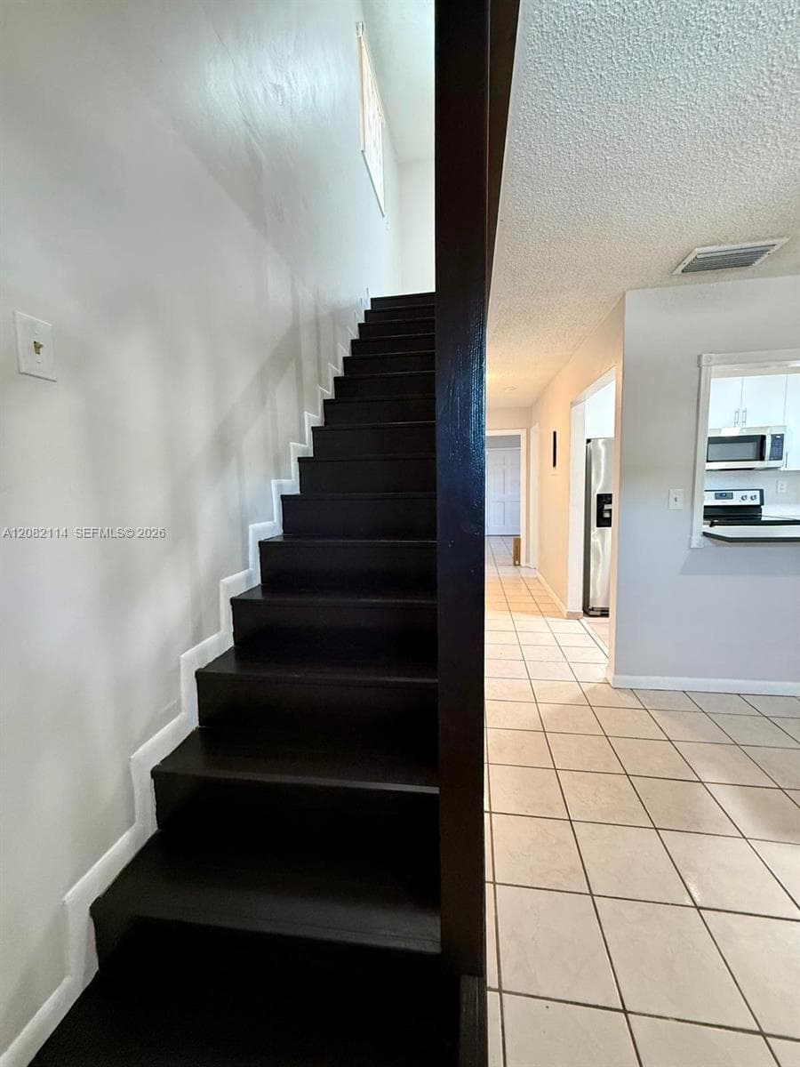 2433 SW 11th St, Miami, FL 33135 photo 5