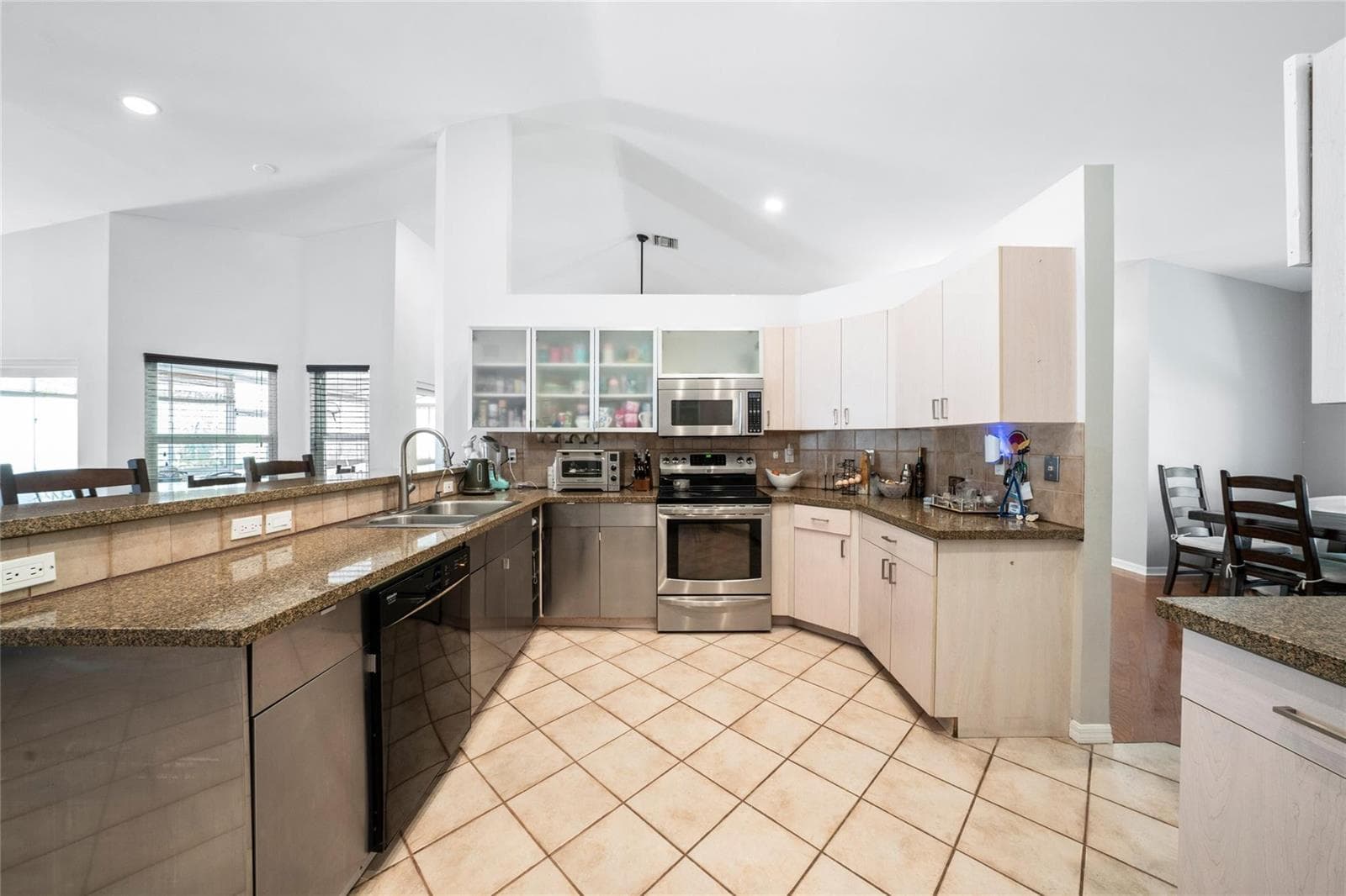 14463 SW 16TH Court, Davie, FL 33325 photo 10