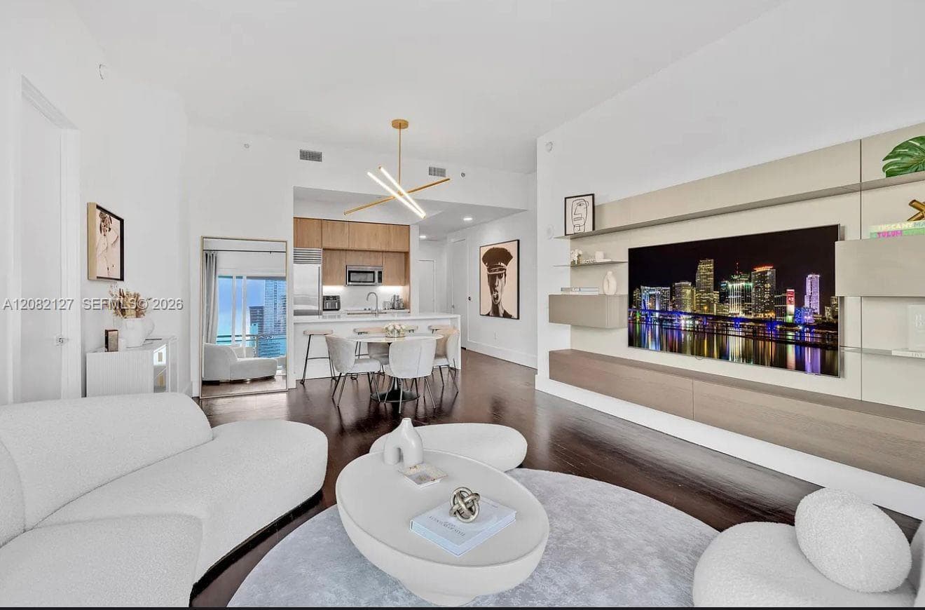 951 Brickell Ave # 4111, Miami, FL 33131 photo 10