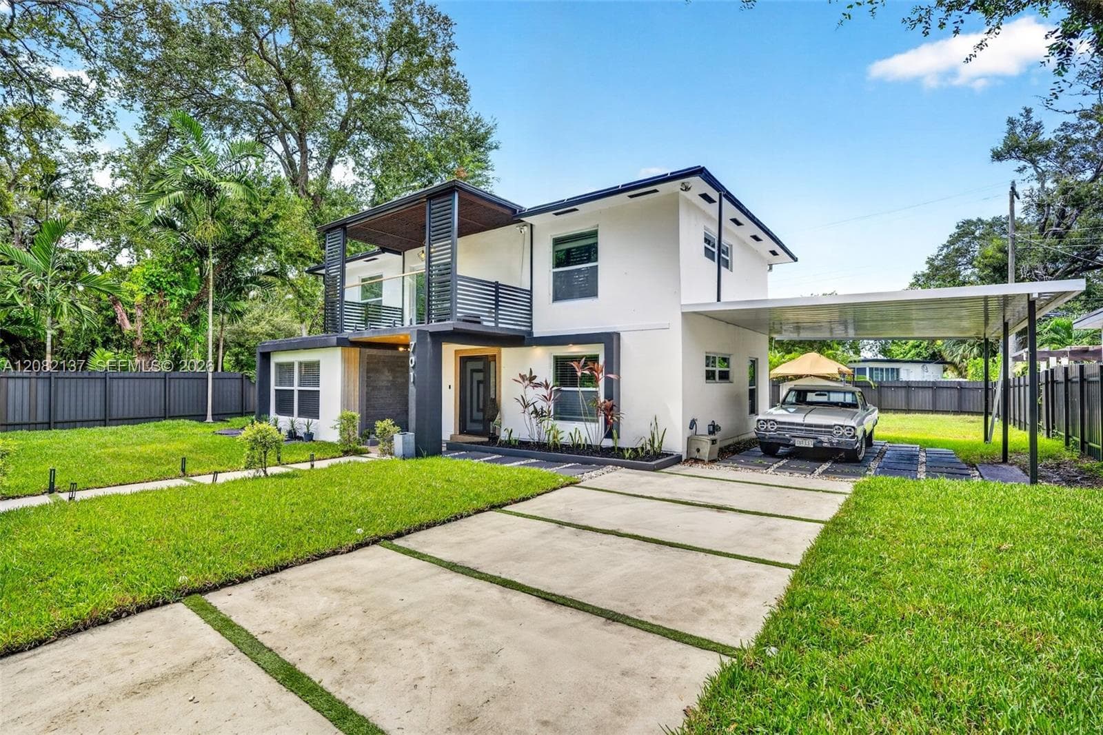 701 NE 164th St, Miami, FL 33162 photo 8