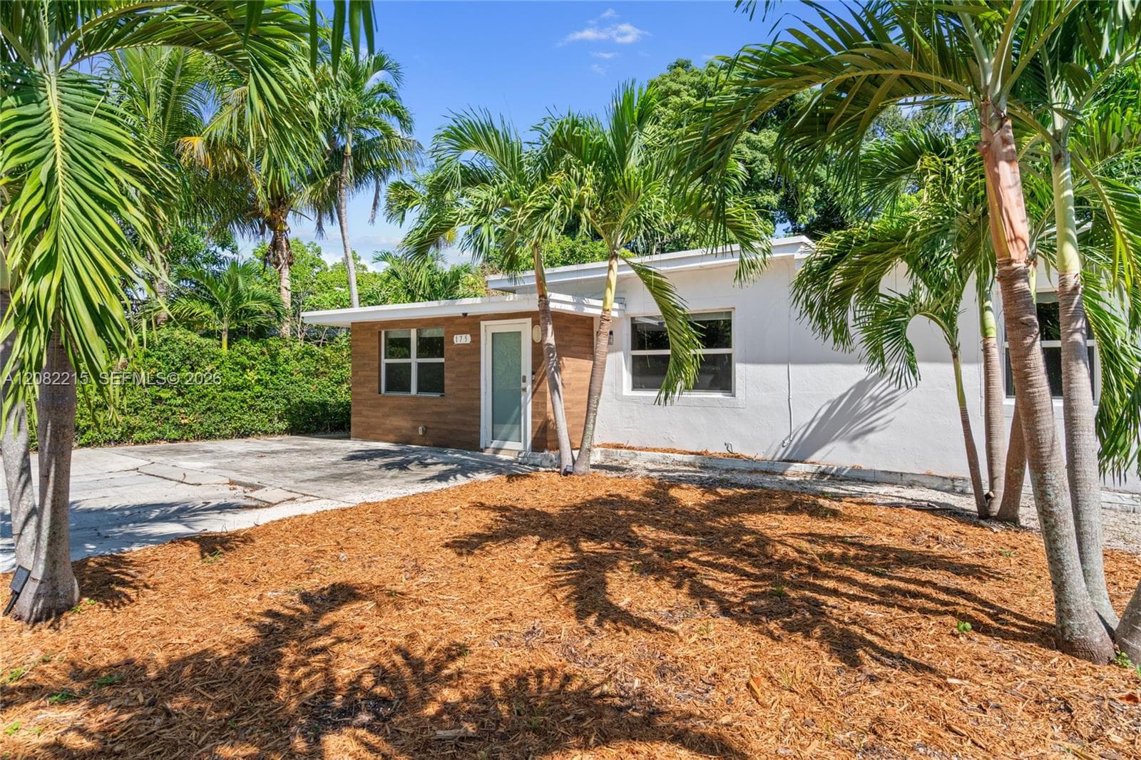175 NW 121st St, North Miami, FL 33168