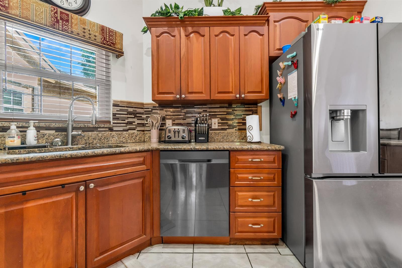 7365 NW 54TH Court, Lauderhill, FL 33319 photo 7