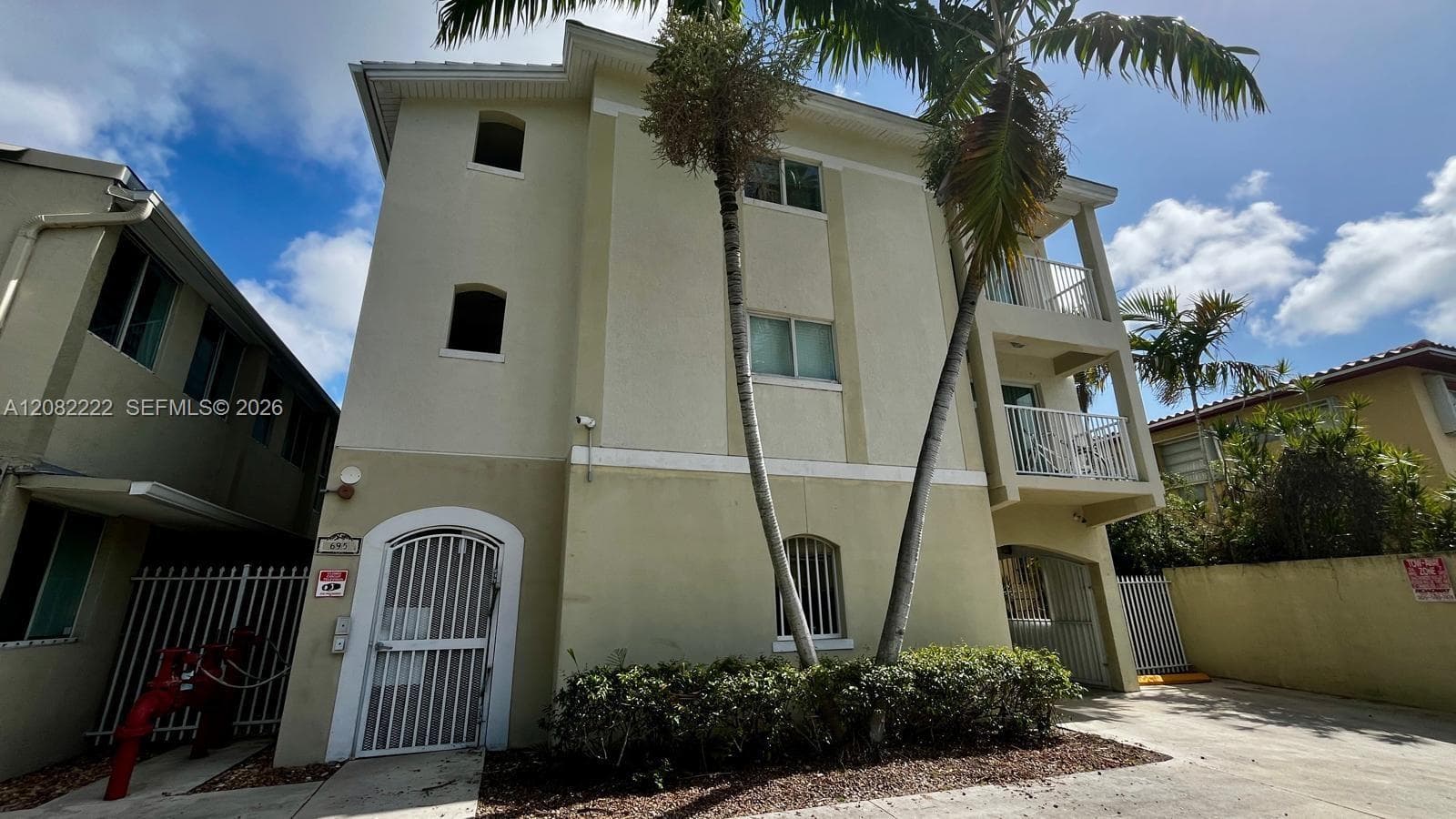 695 SW 11th St # 204, Miami, FL 33129 photo 2