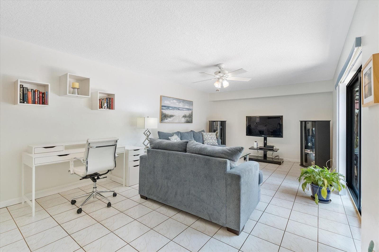 702 NW 98TH Circle, Plantation, FL 33324 photo 2