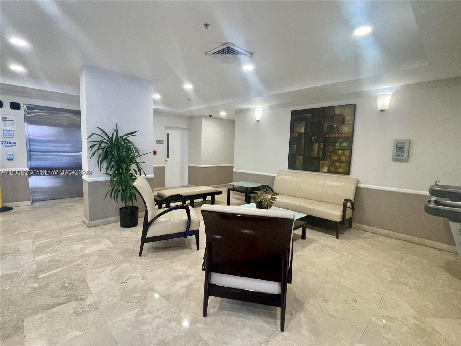 900 SW 8th St # 808, Miami, FL 33130 photo 5