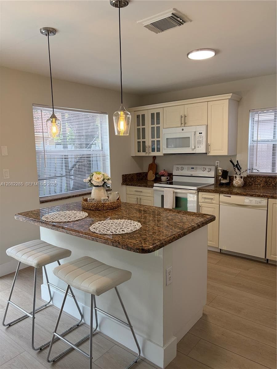 1246 NW 125th Ter, Sunrise, FL 33323 photo 9