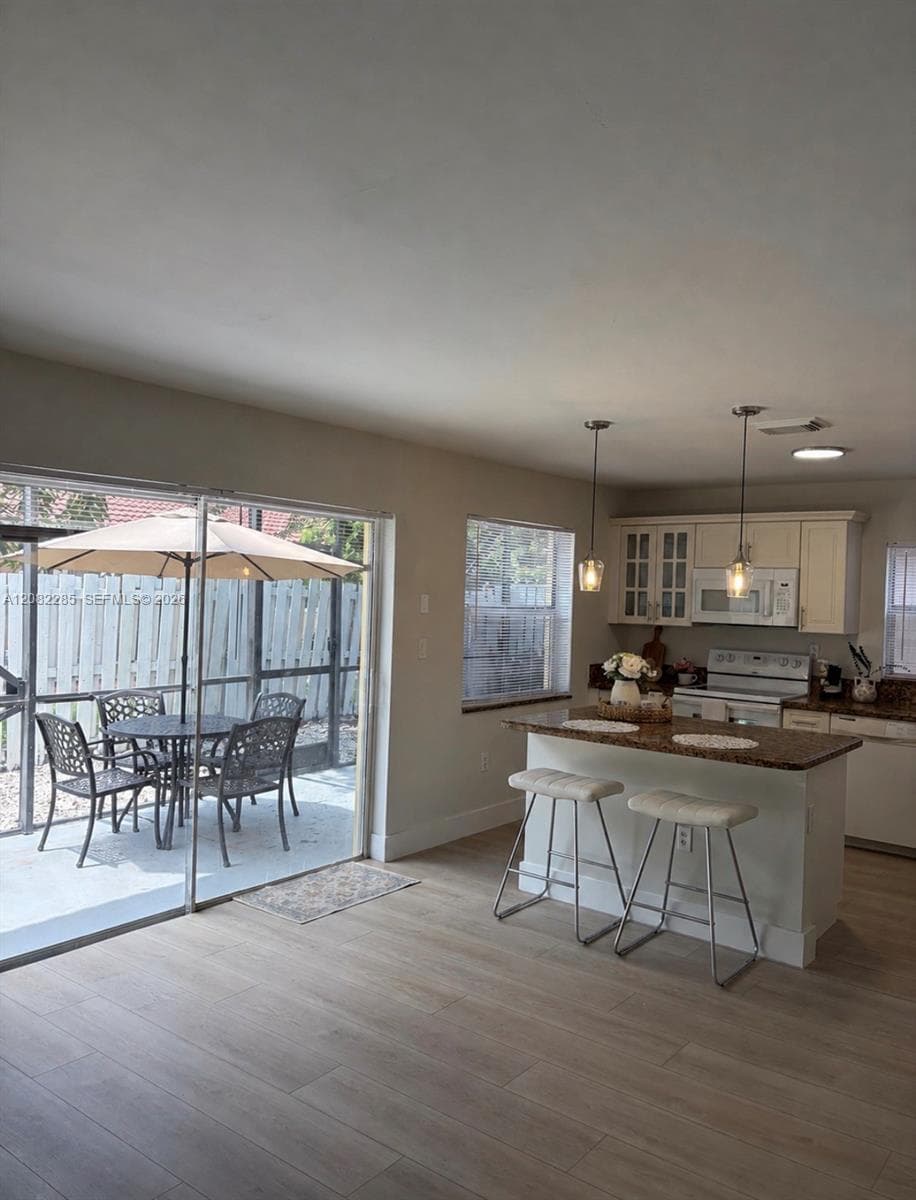 1246 NW 125th Ter, Sunrise, FL 33323 photo 8