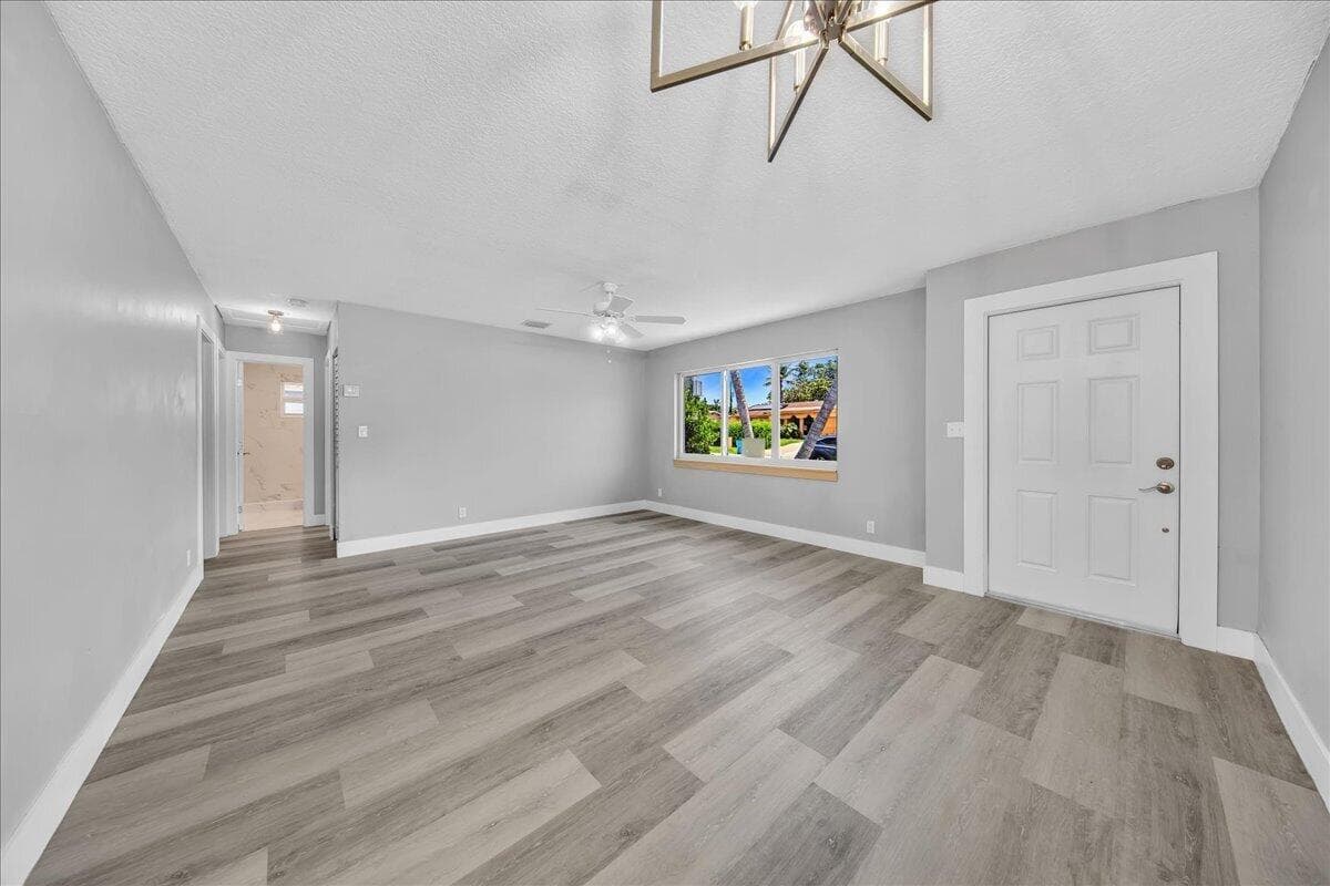 11 NE 28TH Court, Boynton Beach, FL 33435 photo 5