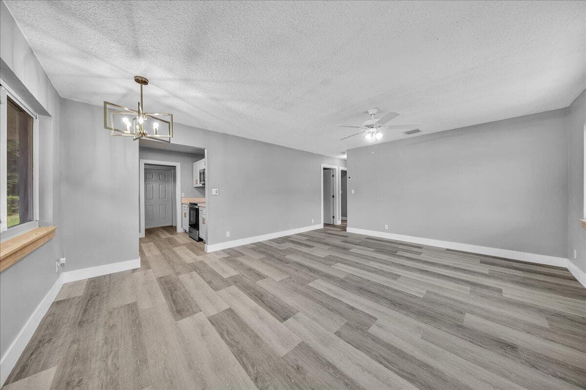 11 NE 28TH Court, Boynton Beach, FL 33435 photo 4