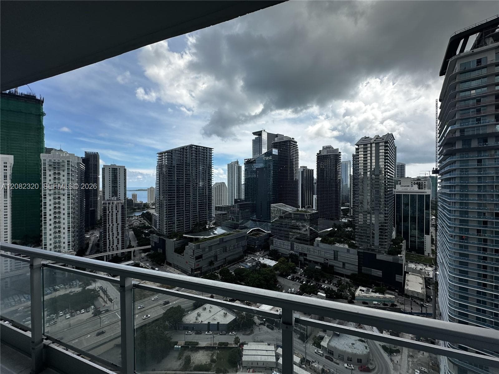 92 SW 3rd St # 3501, Miami, FL 33130 photo 3