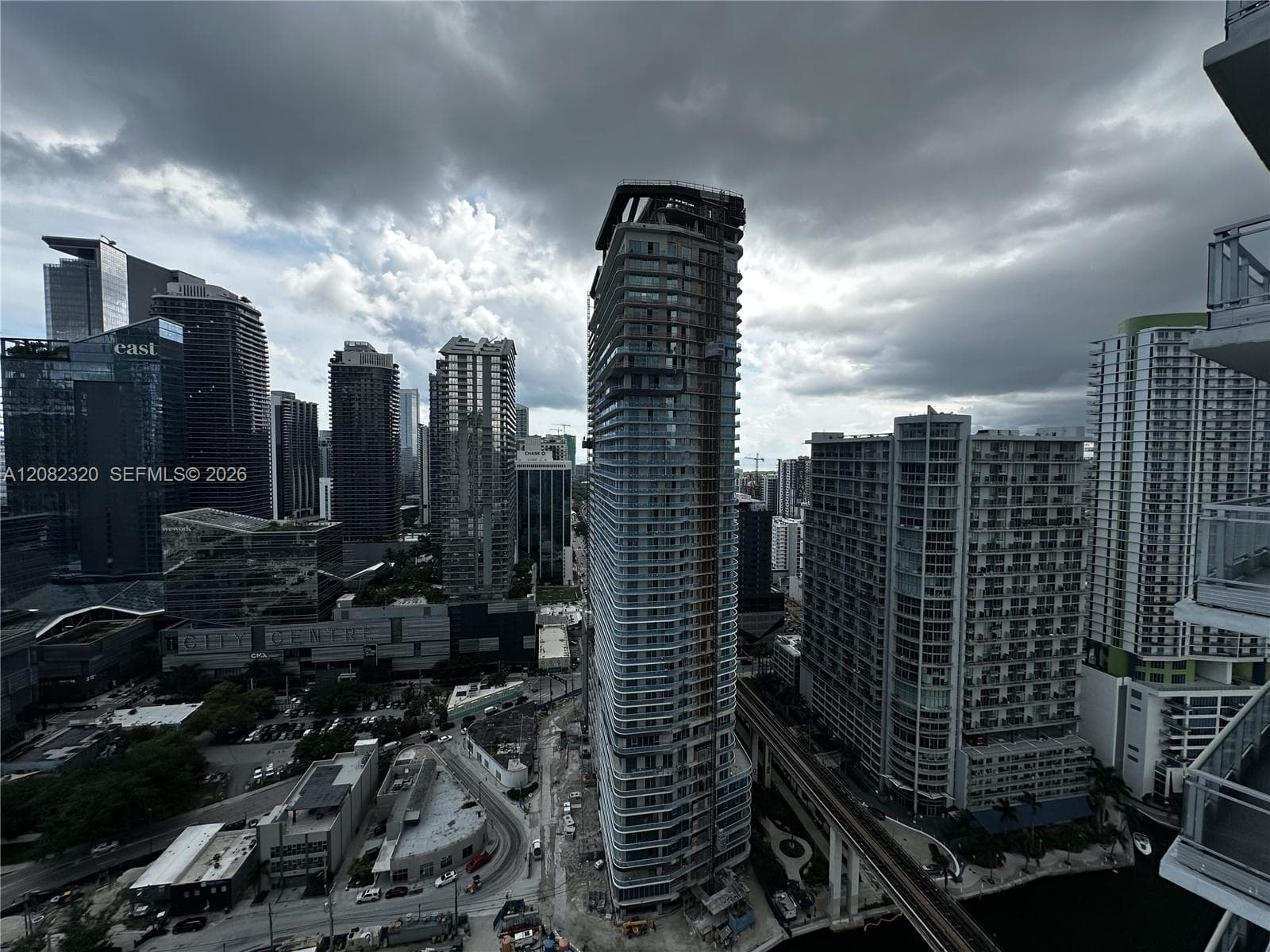 92 SW 3rd St # 3501, Miami, FL 33130 photo 5