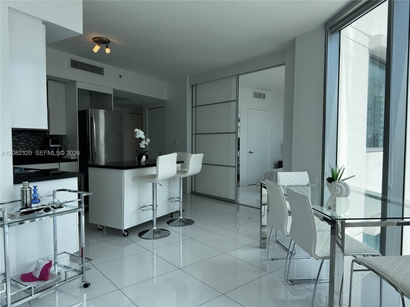 92 SW 3rd St # 3501, Miami, FL 33130 photo 9