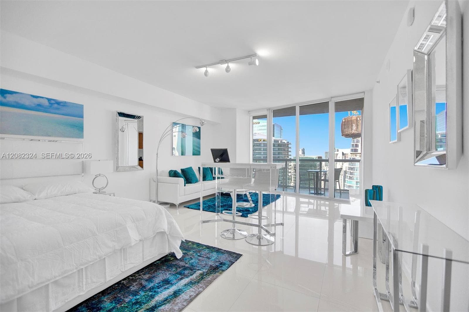 475 Brickell Ave # 5010, Miami, FL 33131 photo 2