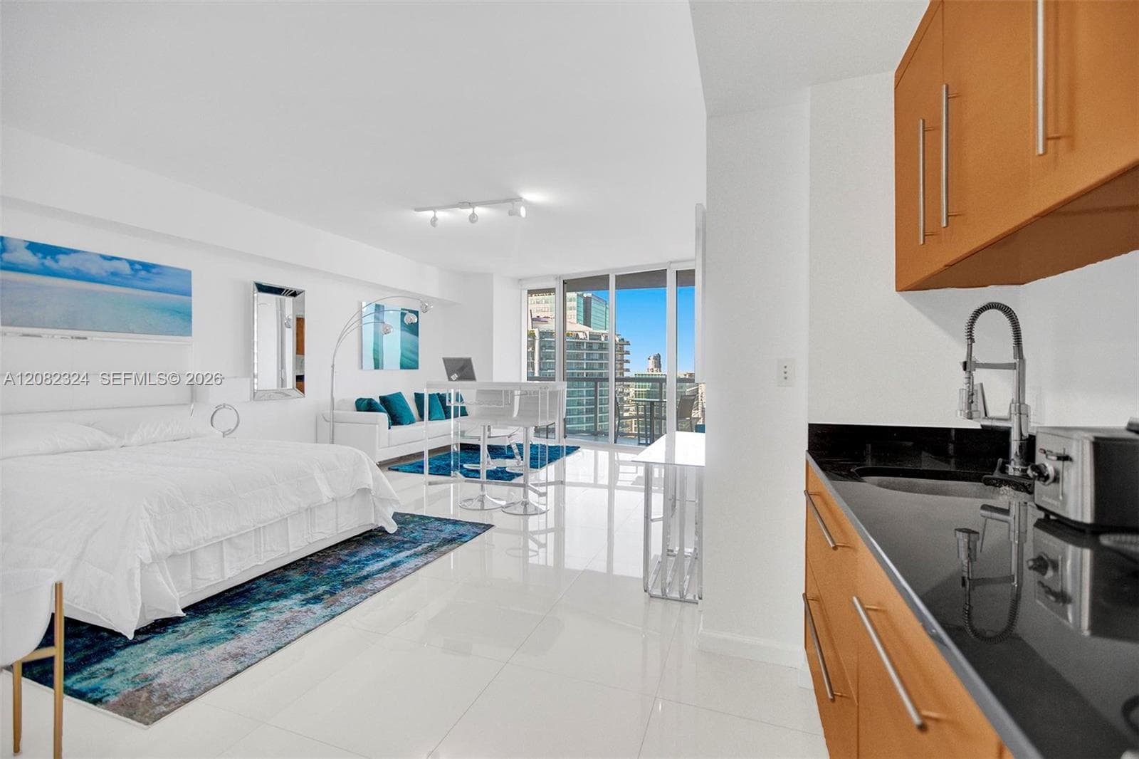 475 Brickell Ave # 5010, Miami, FL 33131 photo 6
