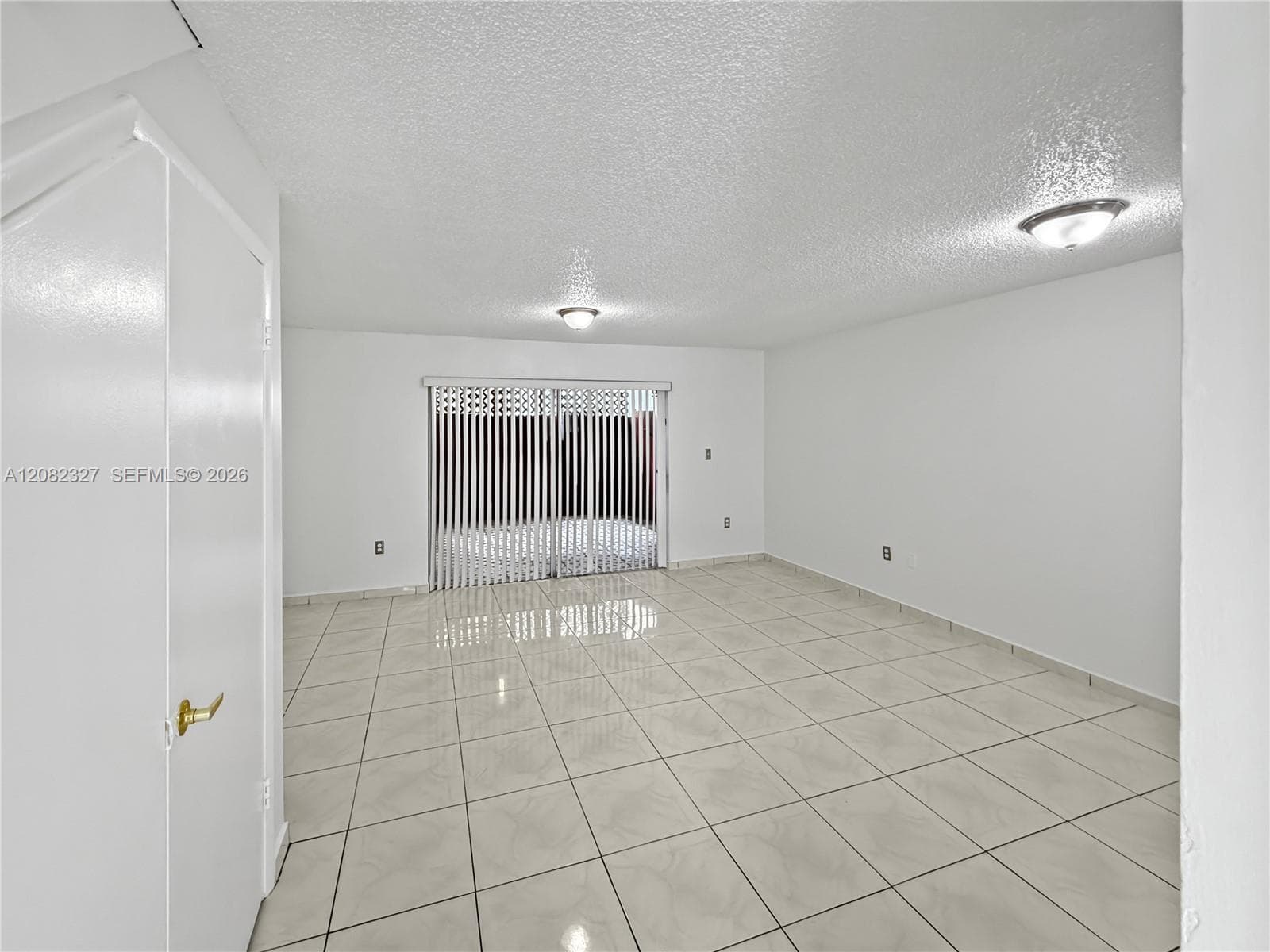 8055 NW 8th St # 3, Miami, FL 33126 photo 4