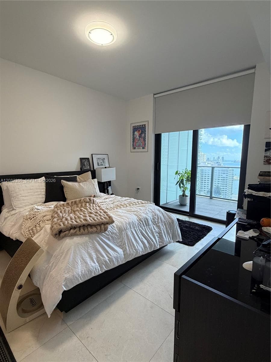 1010 Brickell Ave # 2302, Miami, FL 33131 photo 6