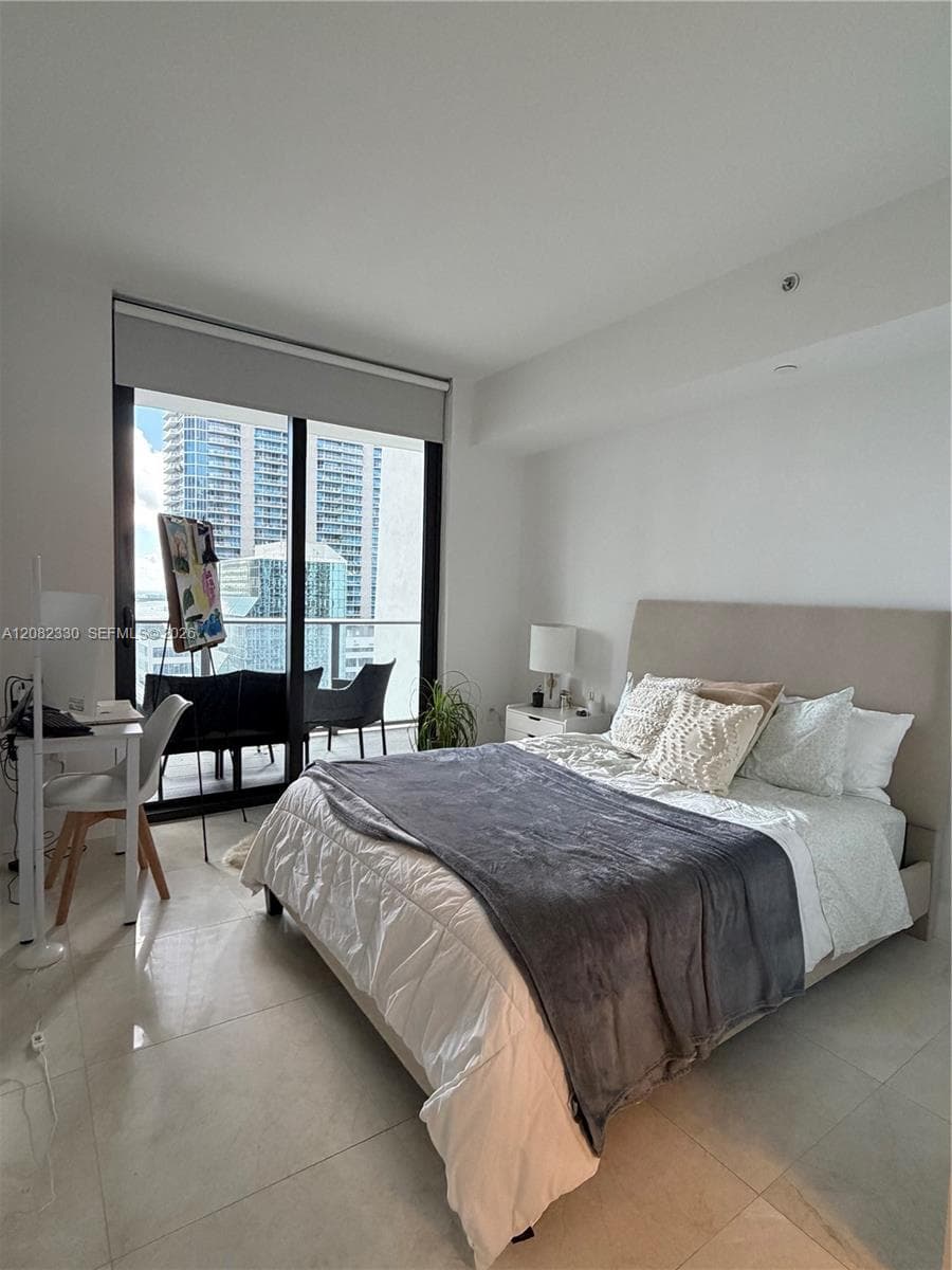 1010 Brickell Ave # 2302, Miami, FL 33131 photo 7