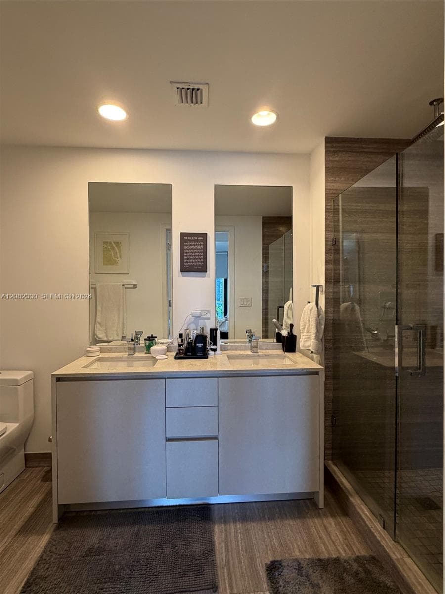 1010 Brickell Ave # 2302, Miami, FL 33131 photo 10