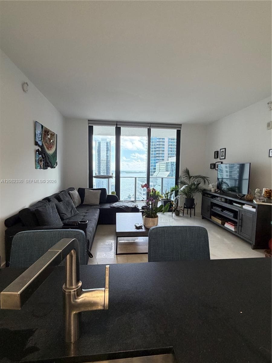 1010 Brickell Ave # 2302, Miami, FL 33131 photo 4