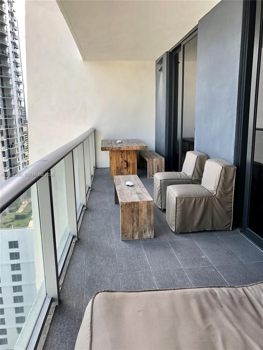 1010 Brickell Ave # 2302, Miami, FL 33131 photo 8