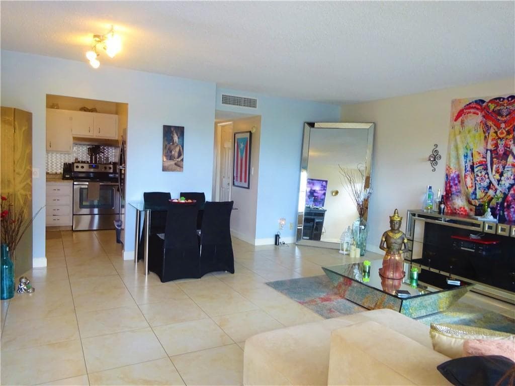 2840 NE 14th Street Causeway # 109, Pompano Beach, FL 33062 photo 2