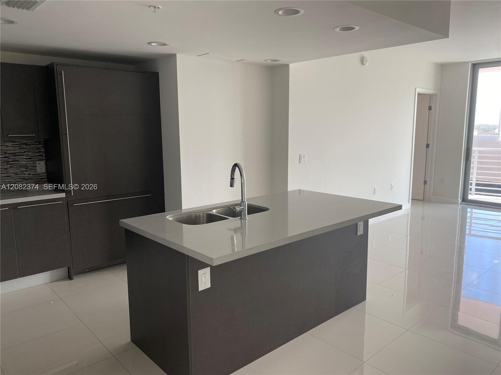 7875 NW 107th Ave # 613, Doral, FL 33178 photo 2