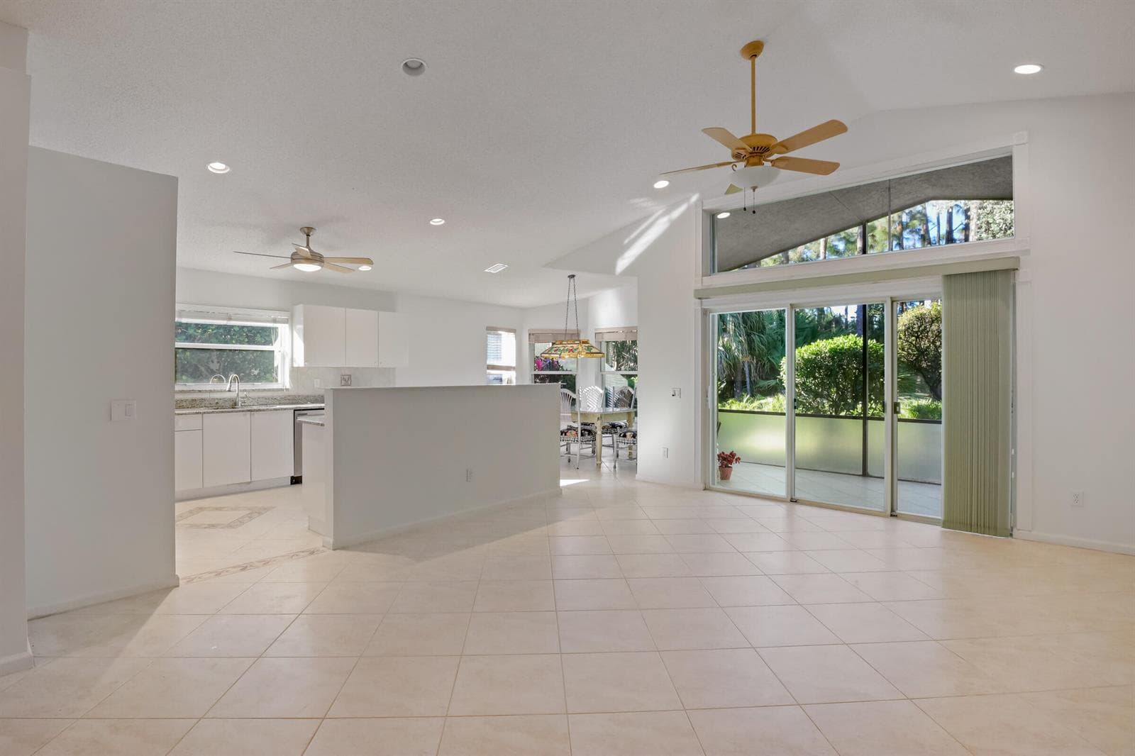 6519 LUCAYA Avenue, Boynton Beach, FL 33437 photo 4
