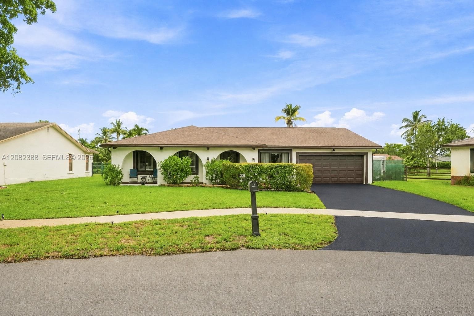 8656 SW 50th St, Cooper City, FL 33328