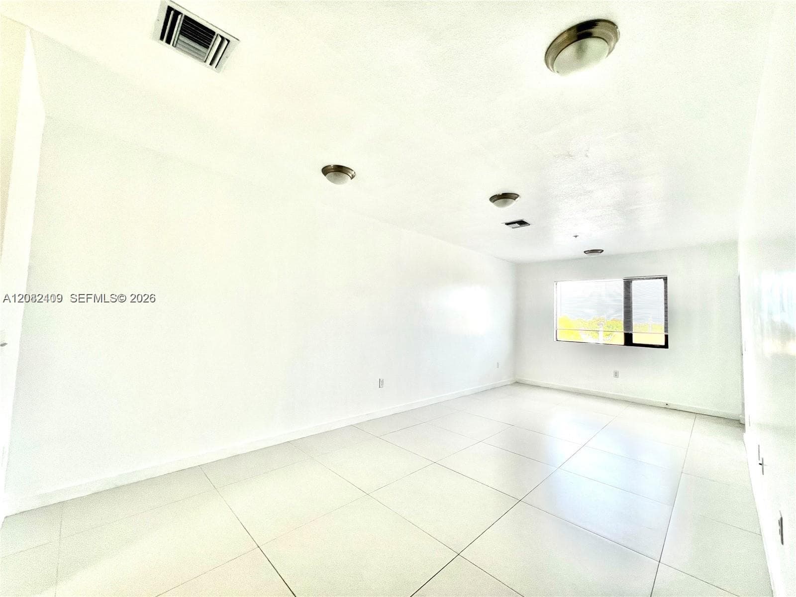 440 E 27th St # 206, Hialeah, FL 33013 photo 3