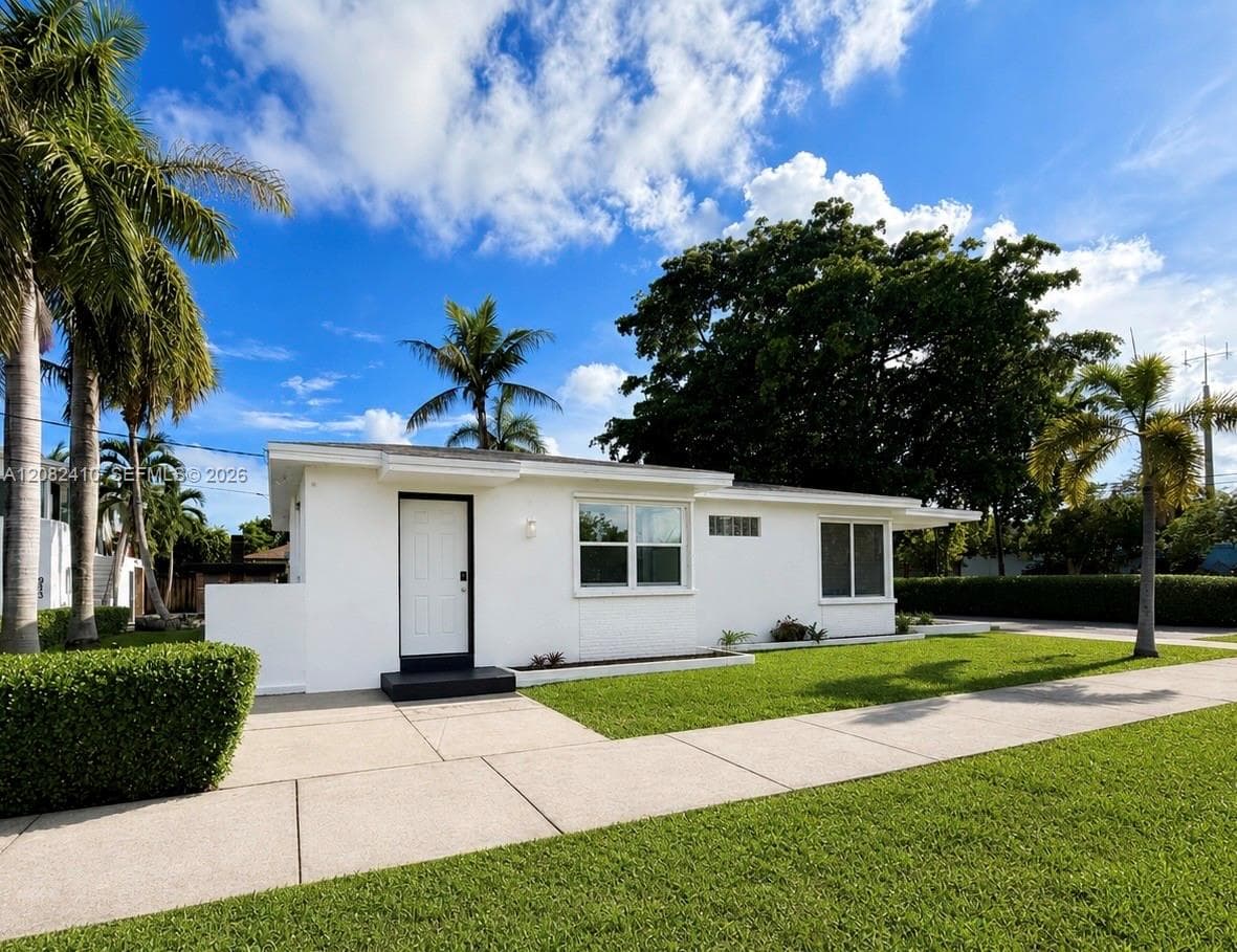 101 SW 4th Ave # 0, Hallandale Beach, FL 33009